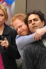 Movie poster: Modern Family Season 1 Episode 19